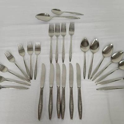 26-pc Set William Rogers & Son "Royal Bouquet" Flatware