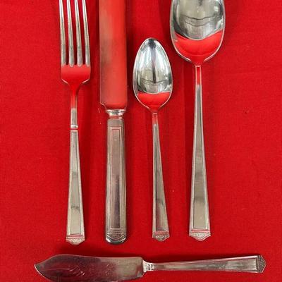 27-pc Set 1847 Rogers Bros. “Anniversary” Silverplate Flatware – Service for 6