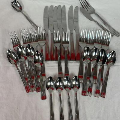 31-pc Set Oneida “Unity” Flatware