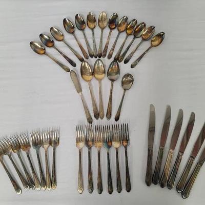 37-pc Set William Rogers International "Imperial" Silver Plate Flatware