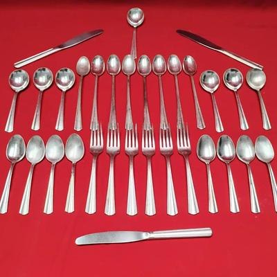 32-pc Set Vintage Victor S Company A1+ Overlay Flatware