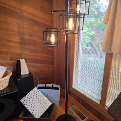 Sale Photo Thumbnail #81