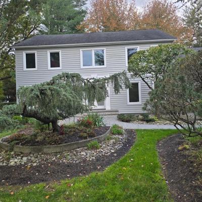 Sale Photo Thumbnail #2