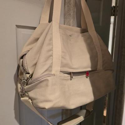 Sale Photo Thumbnail #140