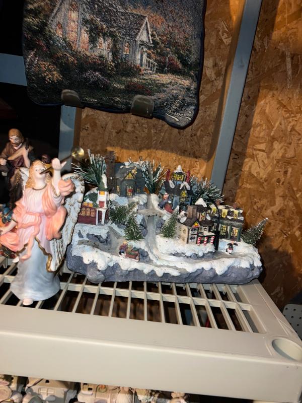 Sale Photo Thumbnail #40