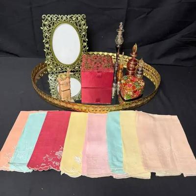 Br118 vintage vanity