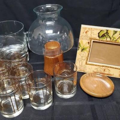 Br116 mid century tiki bar