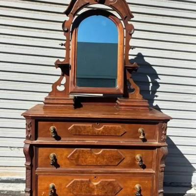 Fl120 antique victorian dresser