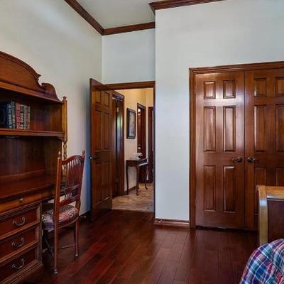 Sale Photo Thumbnail #41