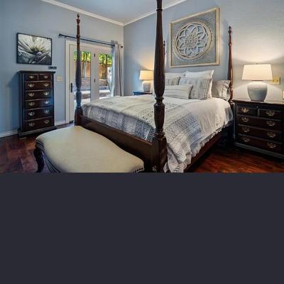 Sale Photo Thumbnail #17