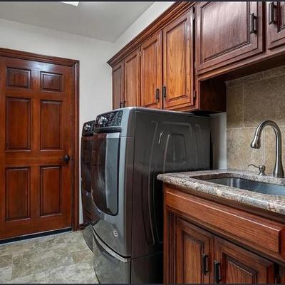 Sale Photo Thumbnail #22