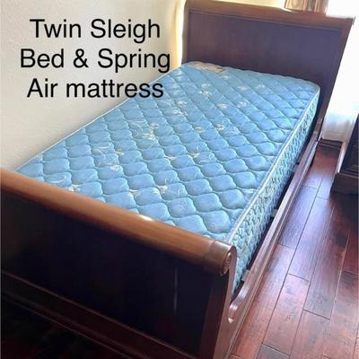 Sale Photo Thumbnail #118