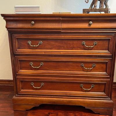 Sale Photo Thumbnail #102