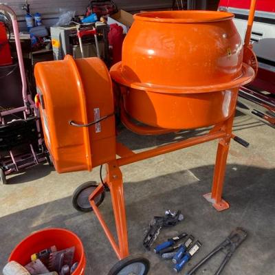 Sale Photo Thumbnail #255