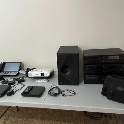 Sale Photo Thumbnail #17: Various Electronics