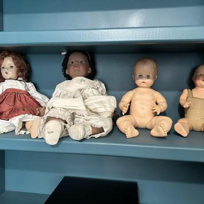 Sale Photo Thumbnail #23: Dolls