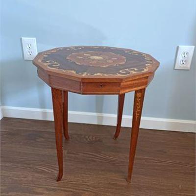 Sorrento Musical Table .jpg