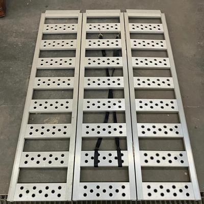 Reese Tri-Fold Aluminum Utility Ramp