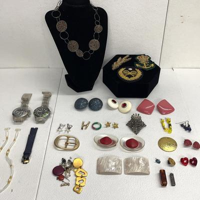 Vintage Costume Jewelry, Watches, Shoe Clips, and Gold Thread Emblem Patches