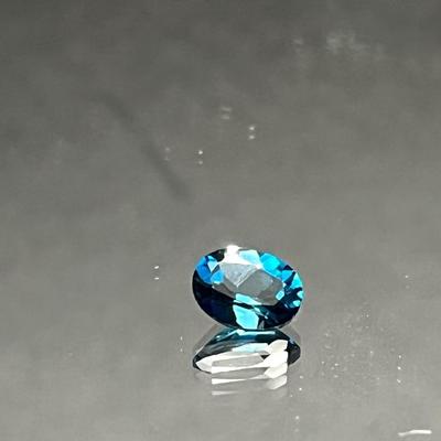 London Blue Topaz - Good Clean XXX Cut 1.45 CT 8x6mm