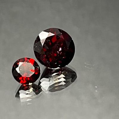 Garnet - Round 10mm 5.45 CT and 8mm 1.40 CT - Deep Red Colors