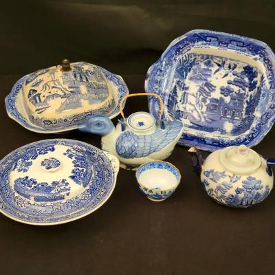 Blue & White Transferware Collection | Blue Willow & Teapots, Tureen and Serving Dish