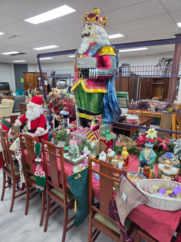 Sale Photo Thumbnail #64