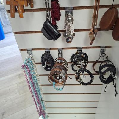 Sale Photo Thumbnail #111