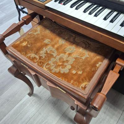 Sale Photo Thumbnail #323