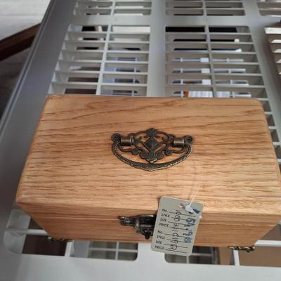 Sale Photo Thumbnail #322