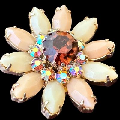 Sale Photo Thumbnail #29