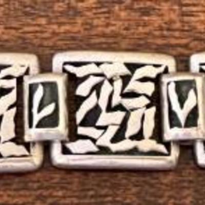 Sale Photo Thumbnail #17