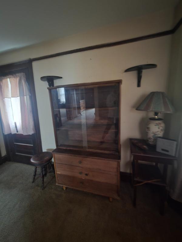 Sale Photo Thumbnail #28