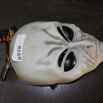 Sale Photo Thumbnail #595