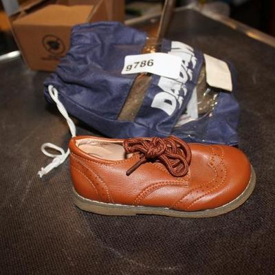 Sale Photo Thumbnail #817