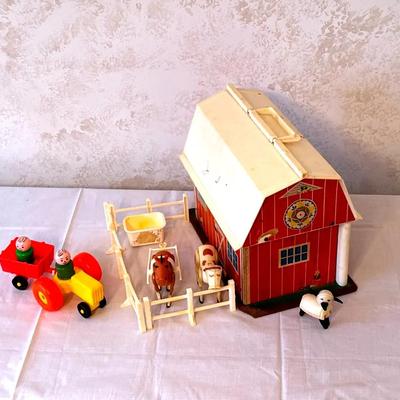 Fisher Price - Barn & Animals