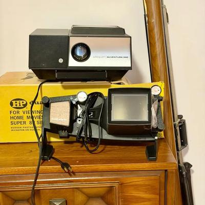 Vintage Airequipt Avventura 340 Slide Projector & Dual Eight Film Viewer & Screen