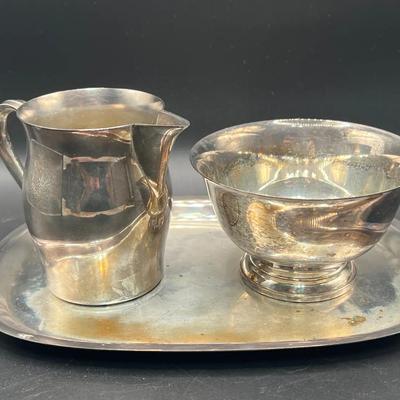 W.M. Rogers Silverplate Paul Revere Reproduction Sugar & Creamer with Tray