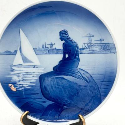 Little Medmaid Royal Copenhagen collector's plate