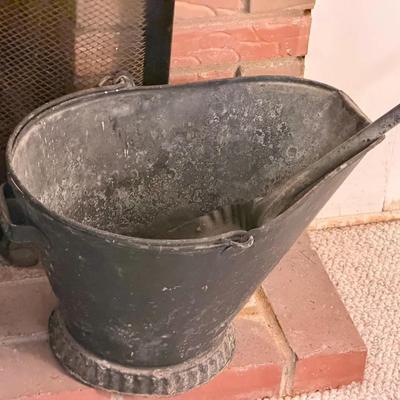 Ash Bucket & Scoop