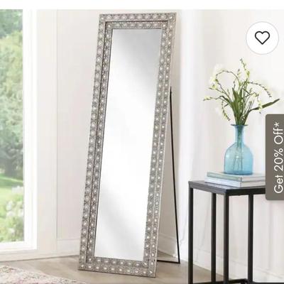 Sale Photo Thumbnail #707