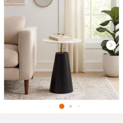 Sale Photo Thumbnail #702