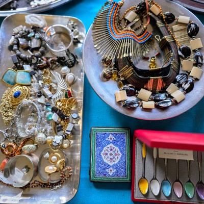 Sale Photo Thumbnail #7