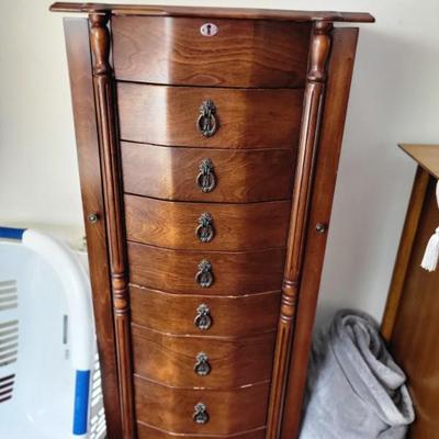 Sale Photo Thumbnail #112