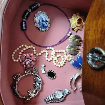 Sale Photo Thumbnail #118