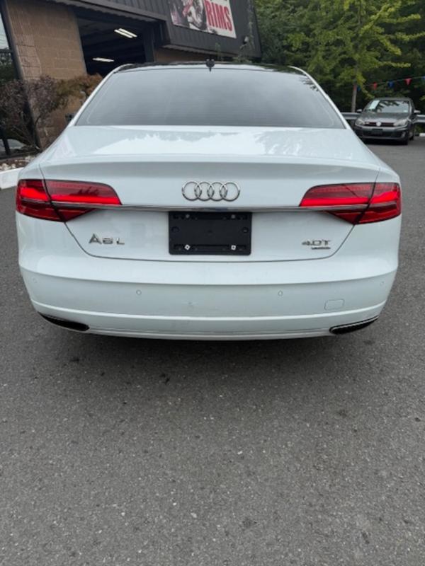 Sale Photo Thumbnail #180