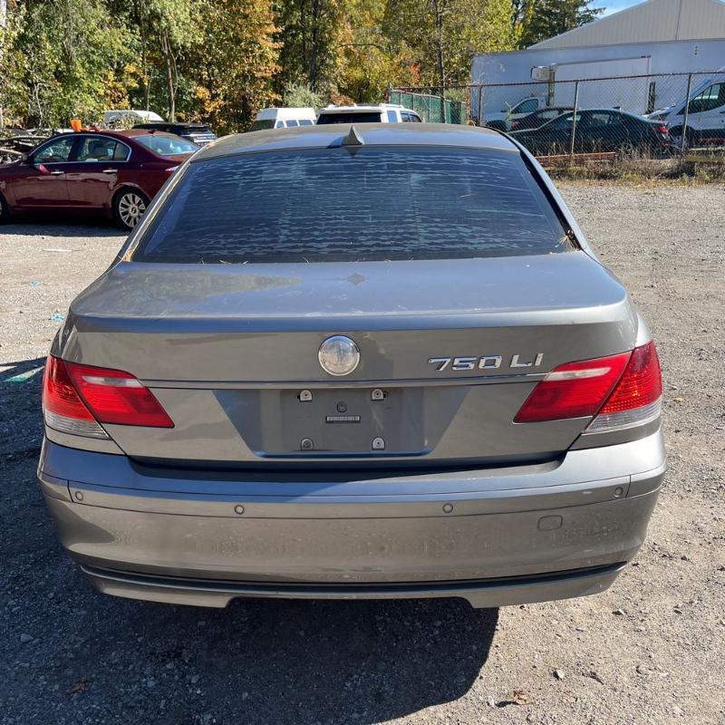 Sale Photo Thumbnail #196