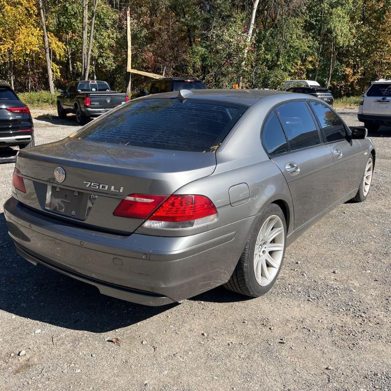 Sale Photo Thumbnail #197