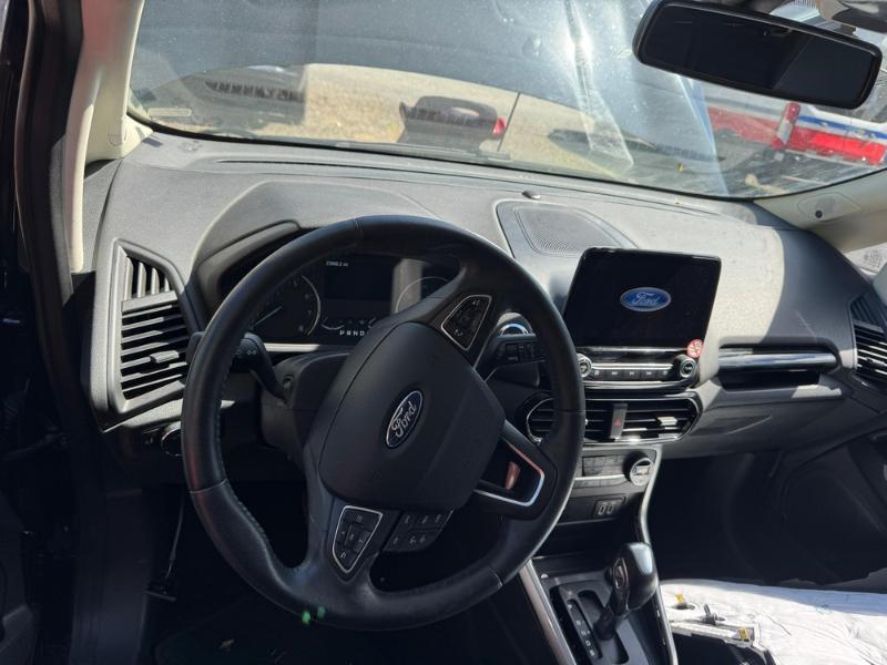 Sale Photo Thumbnail #171