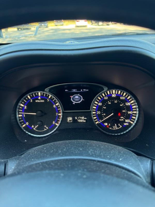 Sale Photo Thumbnail #102